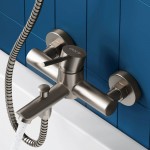 Смеситель для ванны с душем Dorff Logic SS D3010000SS Смеситель для ванны с душем Dorff Logic SS D3010000SS