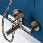 Смеситель для ванны с душем Dorff Logic SS D3010000SS Смеситель для ванны с душем Dorff Logic SS D3010000SS